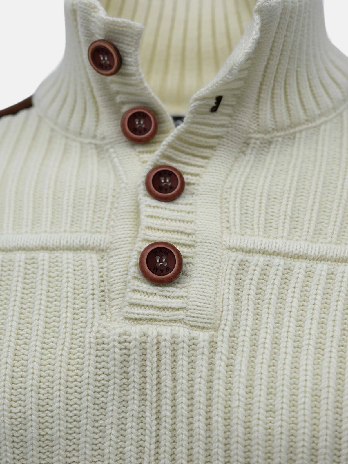 Travor Off White Strickwaren