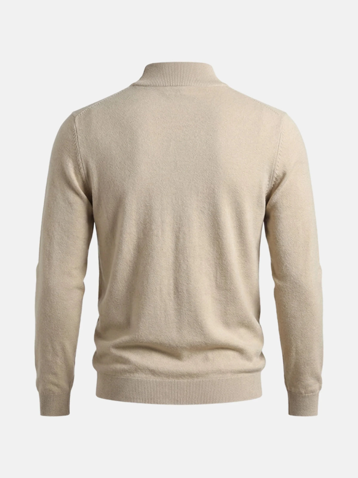Der beigefarbene Pullover MB877