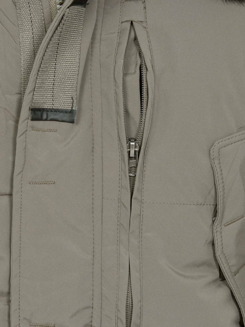 Die beige Winterjacke von Jilliam