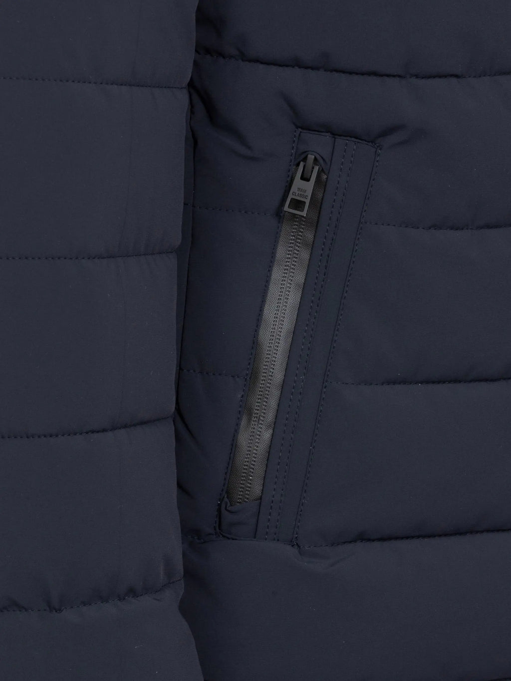 Die Berengar Winterjacke in Militärblau