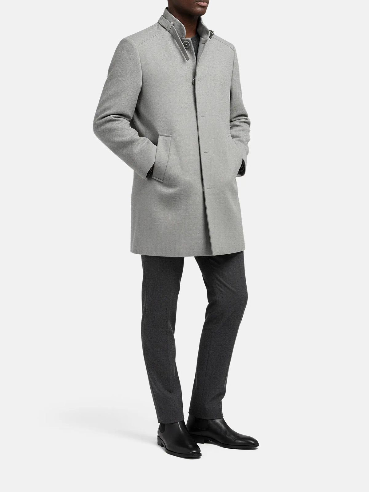 Der graue Trenchcoat von Zivon