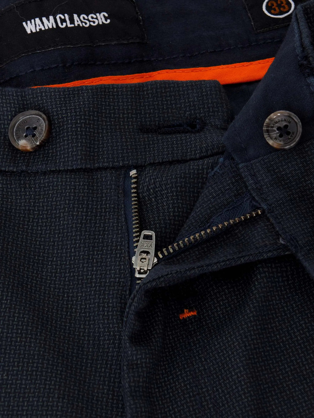 Die Brasilia Navy Chino