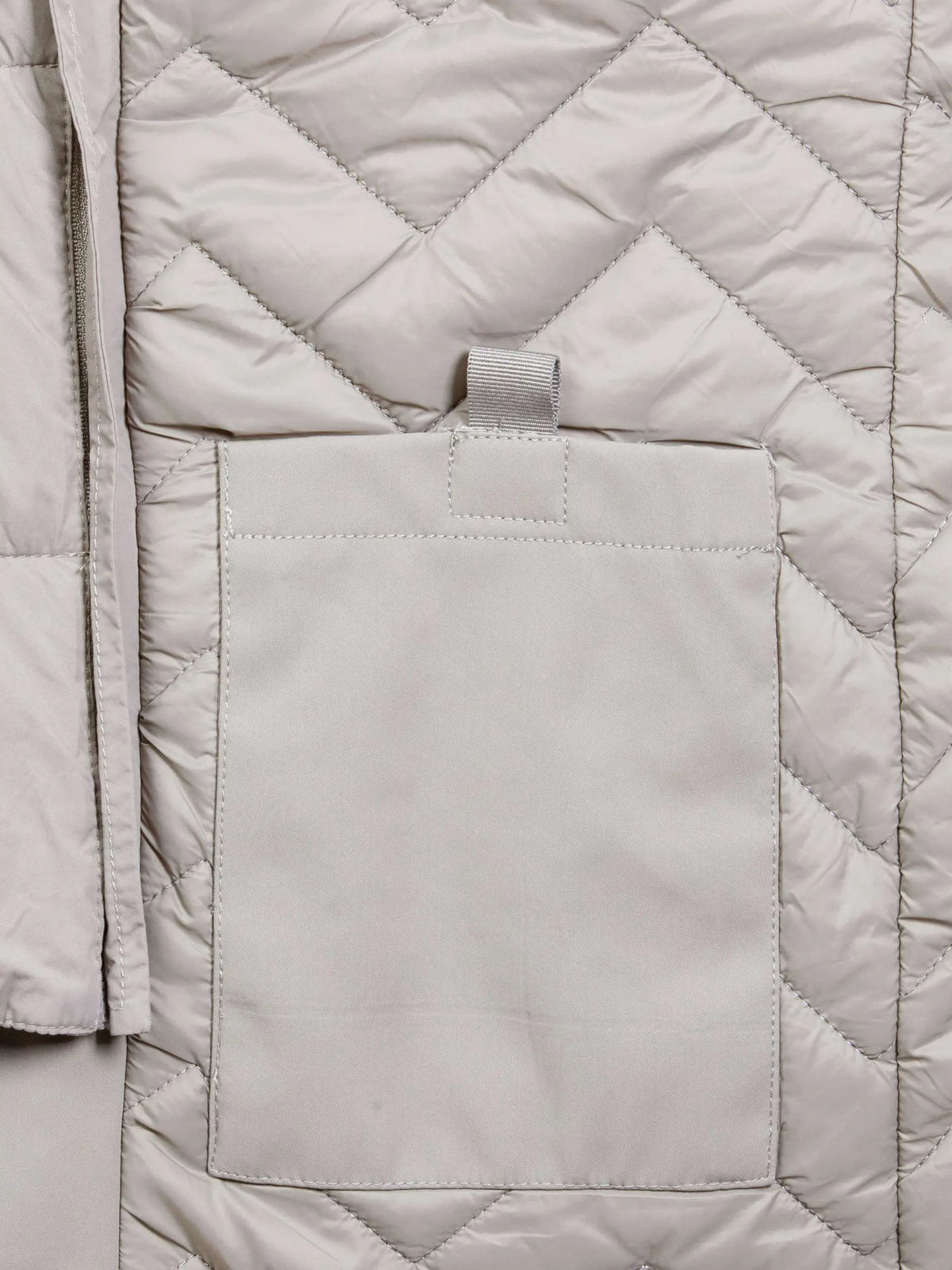 Die beige Winterjacke von Claus